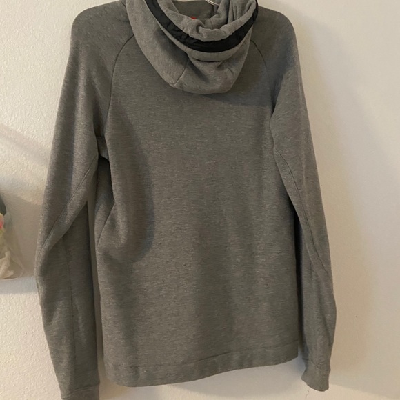 Nike Hoodie - Picture 5 of 6